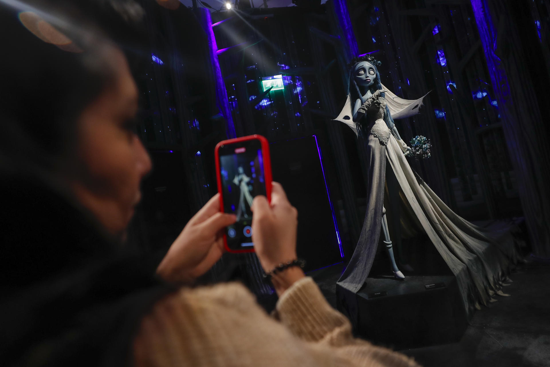 ‘El Laberinto’ de Tim Burton llega a México, una encrucijada analógica de su universo ‘El Laberinto’ de Tim Burton llega a México, una encrucijada analógica de su universo