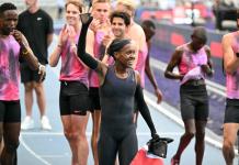 Faith Kipyegon no logra bajar de los cuatro minutos en la milla