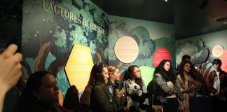 Exposición "alza la voz" ante los miles de casos de violencia sexual infantil en México