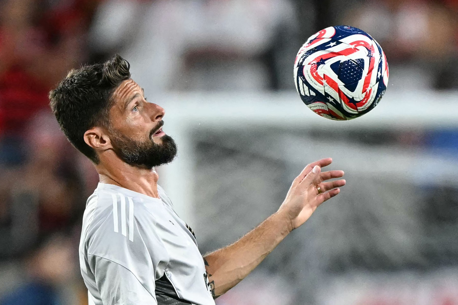 Tras un acuerdo mutuo, Giroud se despide de Los Angeles FC Tras un acuerdo mutuo, Giroud se despide de Los Angeles FC