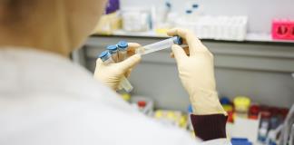 La OMS no descarta que el virus de la covid se originara por una fuga en un laboratorio