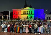 El MUSA se ilumina con los colores del Orgullo en apoyo a la diversidad