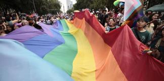 Marcha del Orgullo en México exige justicia para trans, migrantes y desaparecidos