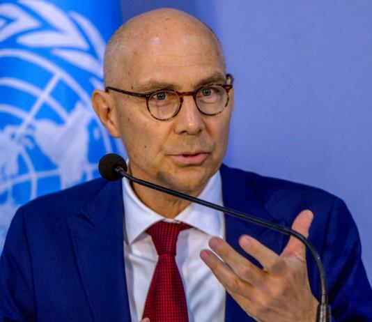 Parlamento de Venezuela declara persona non grata a comisionado de DDHH de la ONU