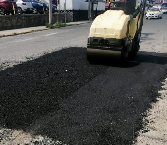 Bacheo sin tregua en Zapotlán: lluvias siguen sacando más daños