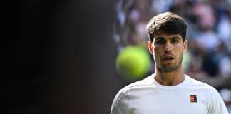 Alcaraz sigue firme en busca de su tercer título consecutivo en Wimbledon