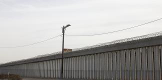 Cruce de inmigrantes en la frontera de EEUU con México baja a mínimos históricos en junio
