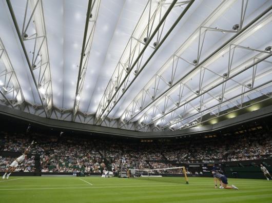 ¿Jueces de línea o inteligencia artificial? El debate está servido en Wimbledon