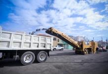 Comienzan trabajos de reparación de la carpeta asfáltica en calle Islas del Caribe de Ocotlán