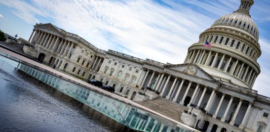 El megaproyecto de ley presupuestaria de Trump cerca de ser aprobado en el Congreso