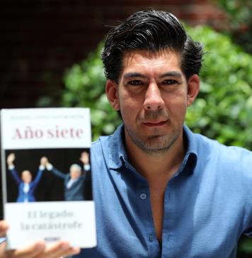 Periodista mexicano: Sheinbaum todavía no está asentada en el poder tras suceder a AMLO