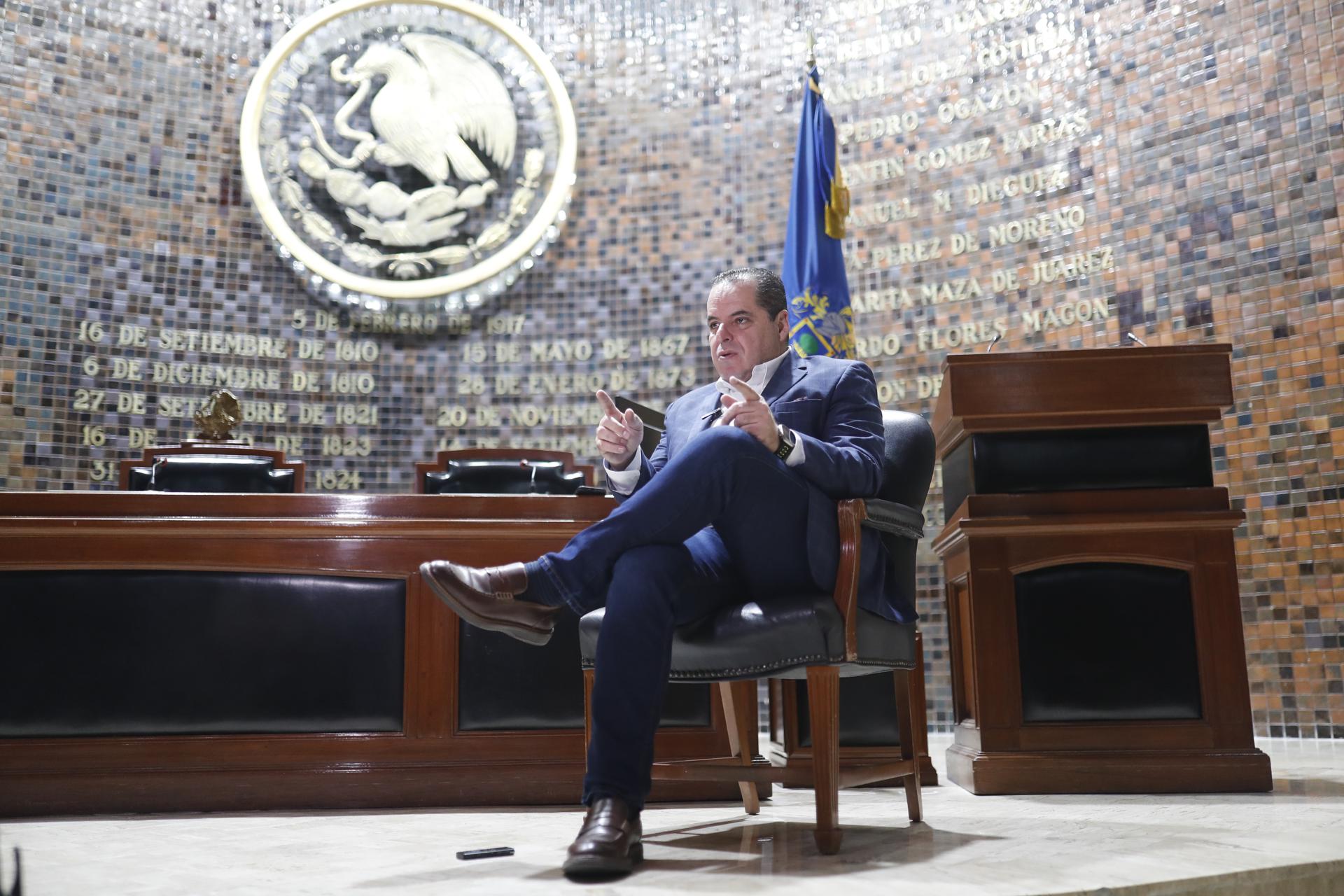 Impulsan en México iniciativa legislativa de matrimonios temporales ante alza de divorcios