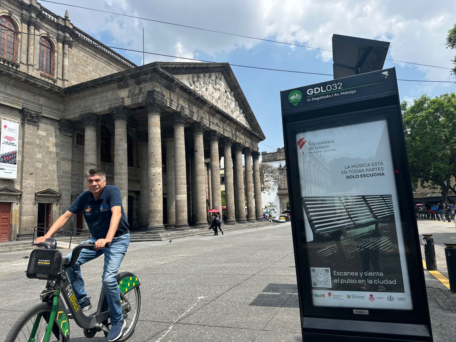 La OFJ y MiBici unen esfuerzos para acercar la música sinfónica al espacio público La OFJ y MiBici unen esfuerzos para acercar la música sinfónica al espacio público