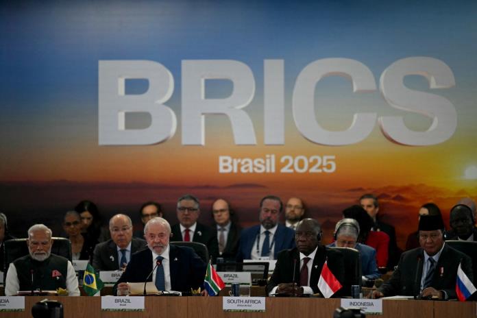Tras amenazas de Trump a BRICS, China y Rusia buscan calmar los ánimos
