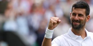 Djokovic avanza a cuartos en Wimbledon y mantiene vivo su sueño de un nuevo Grand Slam
