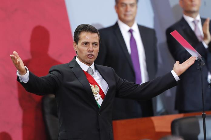 Peña Nieto rechaza la “falsa” y “dolosa” información sobre soborno de sistema Pegasus