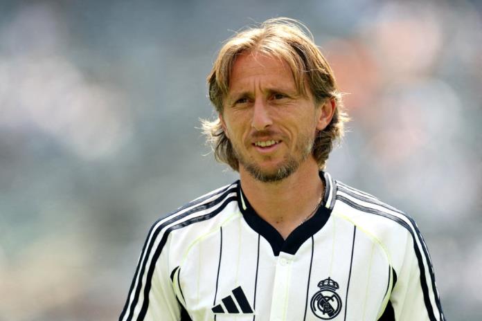 Allegri aspira a devolver a Milan a la Champions y anuncia llegada de Modric en agosto