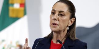 Sheinbaum condena expresiones "xenófobas" tras protesta contra gentrificación en México