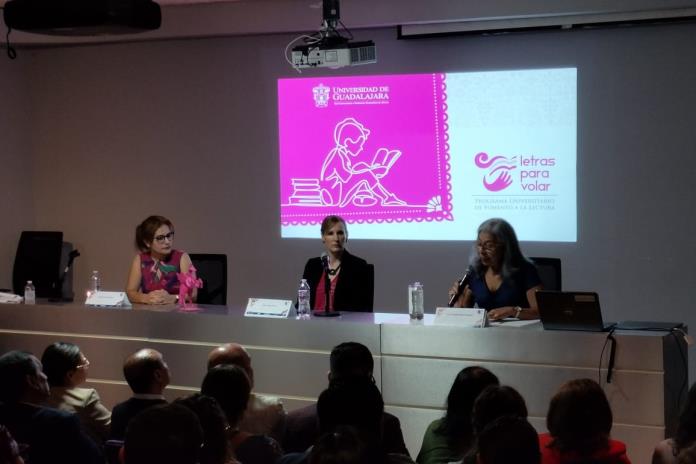 Letras para volar, 15 años de fomentar la lectura en niñas, niños y jóvenes