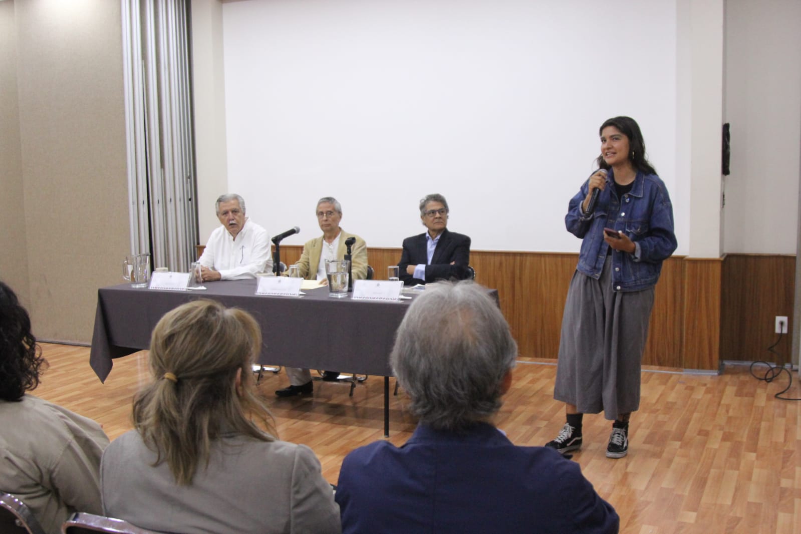 30 fotografías invitan a no olvidar tragedia y represión de la historia reciente de Guadalajara