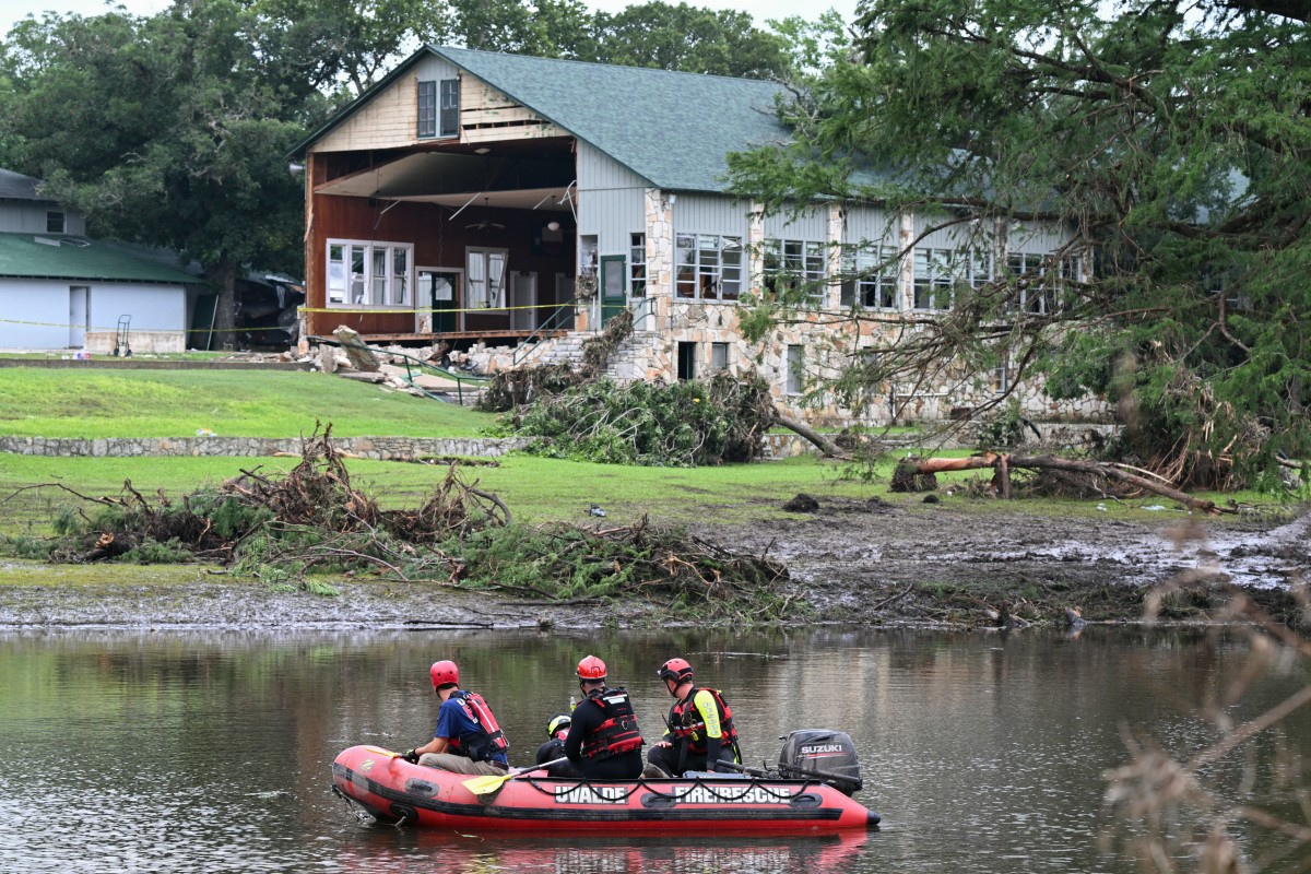 Buscando a Joyce: Al rescate de una hija tras inundaciones en Texas Buscando a Joyce: Al rescate de una hija tras inundaciones en Texas