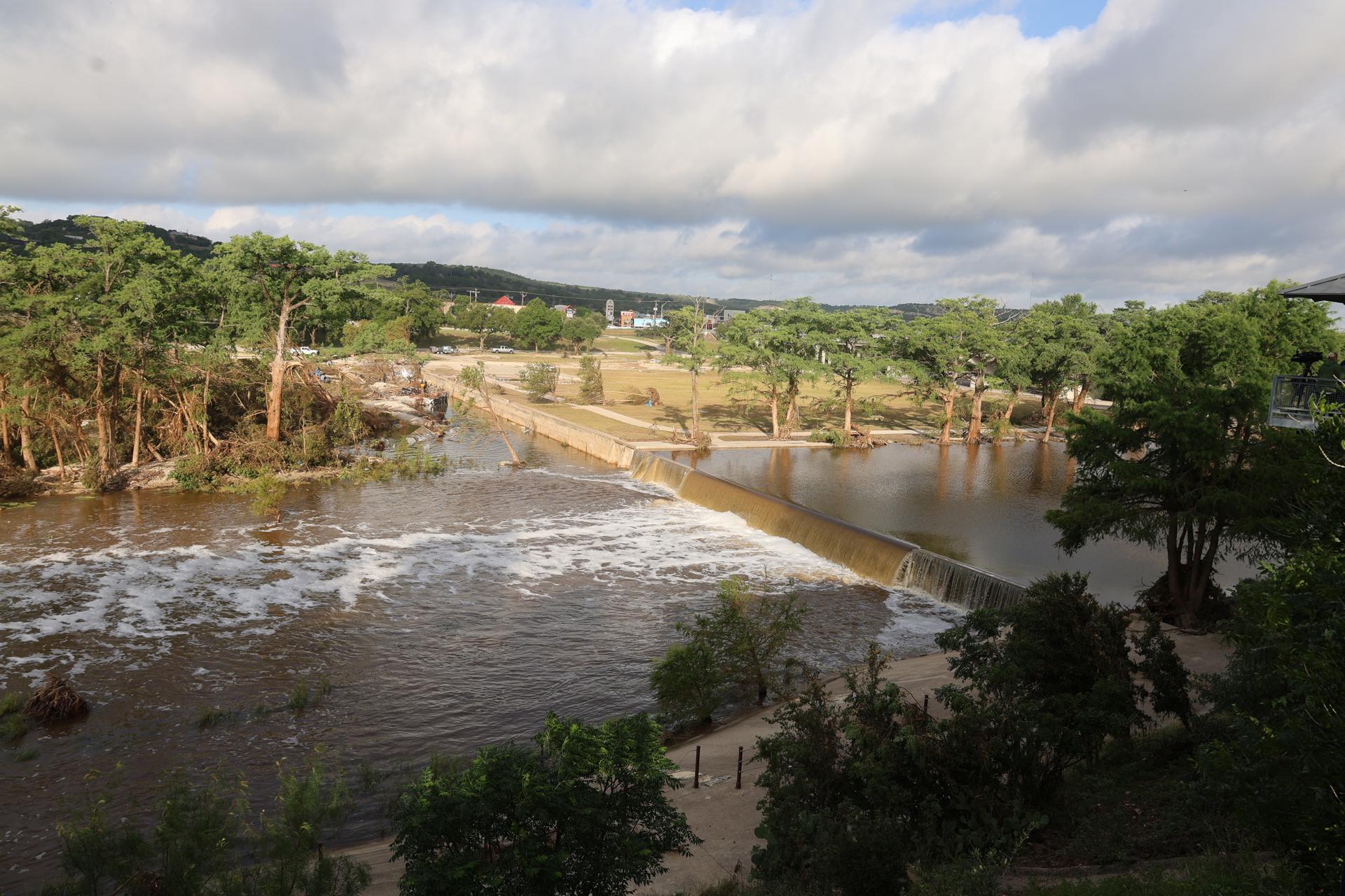 EE.UU. agradece a México por su apoyo en las labores de rescate tras inundaciones en Texas