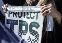 La cruzada de Trump contra el TPS genera temor y confusión sobre cuál país será el próximo