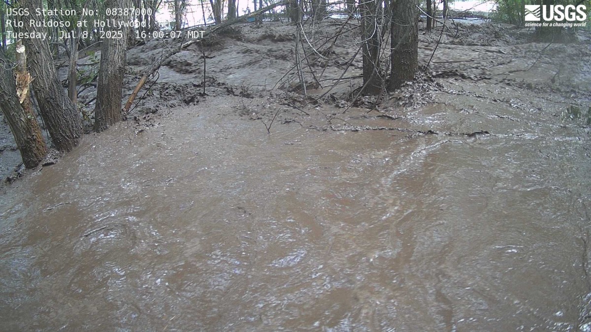 Prosigue la búsqueda de al menos 168 desaparecidos por inundaciones en Texas