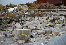 Guatemaltecos duermen en las calles tras sismos que causaron tres muertos