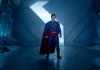 Superman renace como una autoparodia con exceso de humor