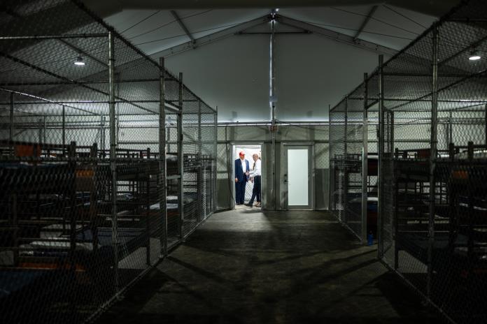 Migrantes describen el infierno dentro del centro de detención Alligator Alcatraz Migrantes describen el infierno dentro del centro de detención Alligator Alcatraz