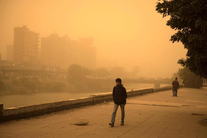 Las tormentas de arena y polvo se intensifican, con daños a la salud y pérdidas económicas Las tormentas de arena y polvo se intensifican, con daños a la salud y pérdidas económicas