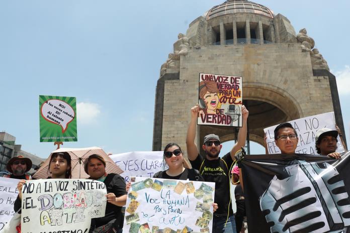 Artistas mexicanos exigen proteger las voces humanas ante herramientas de clonación con IA Artistas mexicanos exigen proteger las voces humanas ante herramientas de clonación con IA