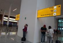 Por obras en carretera a Chapala, taxistas hacen tres horas de ida y vuelta al aeropuerto