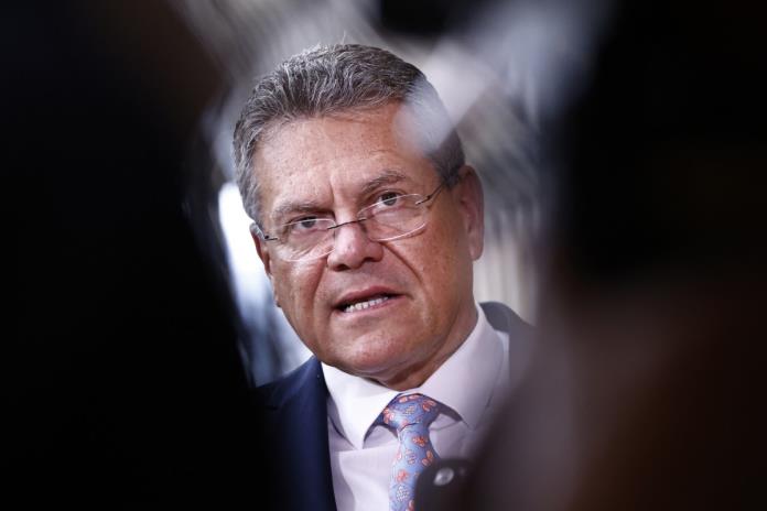La UE se esfuerza en buscar un acuerdo con EEUU para evitar aranceles, pero apresta represalias La UE se esfuerza en buscar un acuerdo con EEUU para evitar aranceles, pero apresta represalias