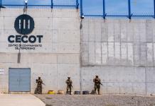 David vs Goliat: la batalla para defender a los venezolanos deportados a El Salvador