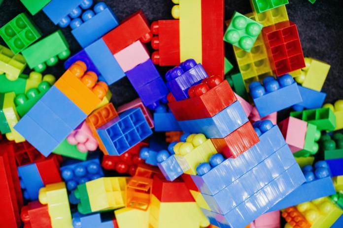 Lego, Barbie y cubo de Rubik, entre mejores juguetes de la historia, según famoso comercio londinense Lego, Barbie y cubo de Rubik, entre mejores juguetes de la historia, según famoso comercio londinense