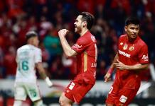 El campeón Toluca enfrenta al Santos en el torneo Apertura