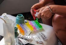 El calvario para conseguir medicamentos en una Cuba en crisis