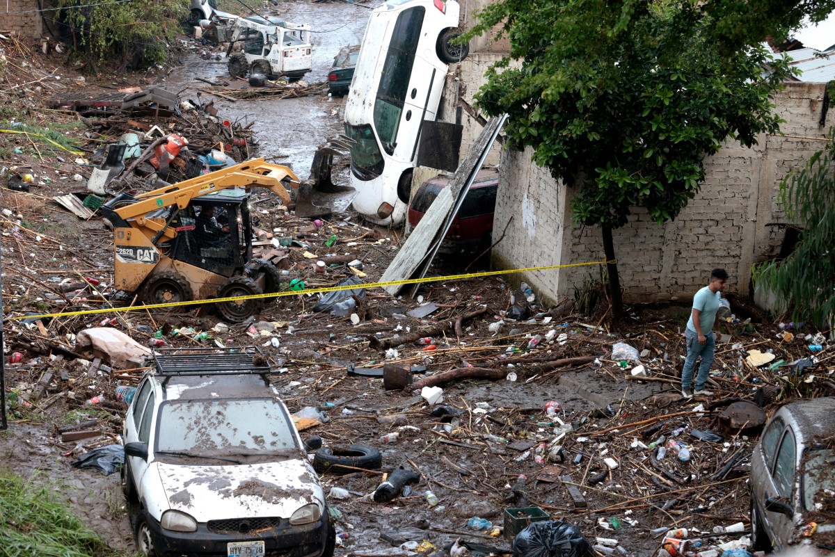 Inundación en Zapopan cobra la vida de una bebé; autoridades destinan 10 millones para apoyar a afectados Inundación en Zapopan cobra la vida de una bebé; autoridades destinan 10 millones para apoyar a afectados