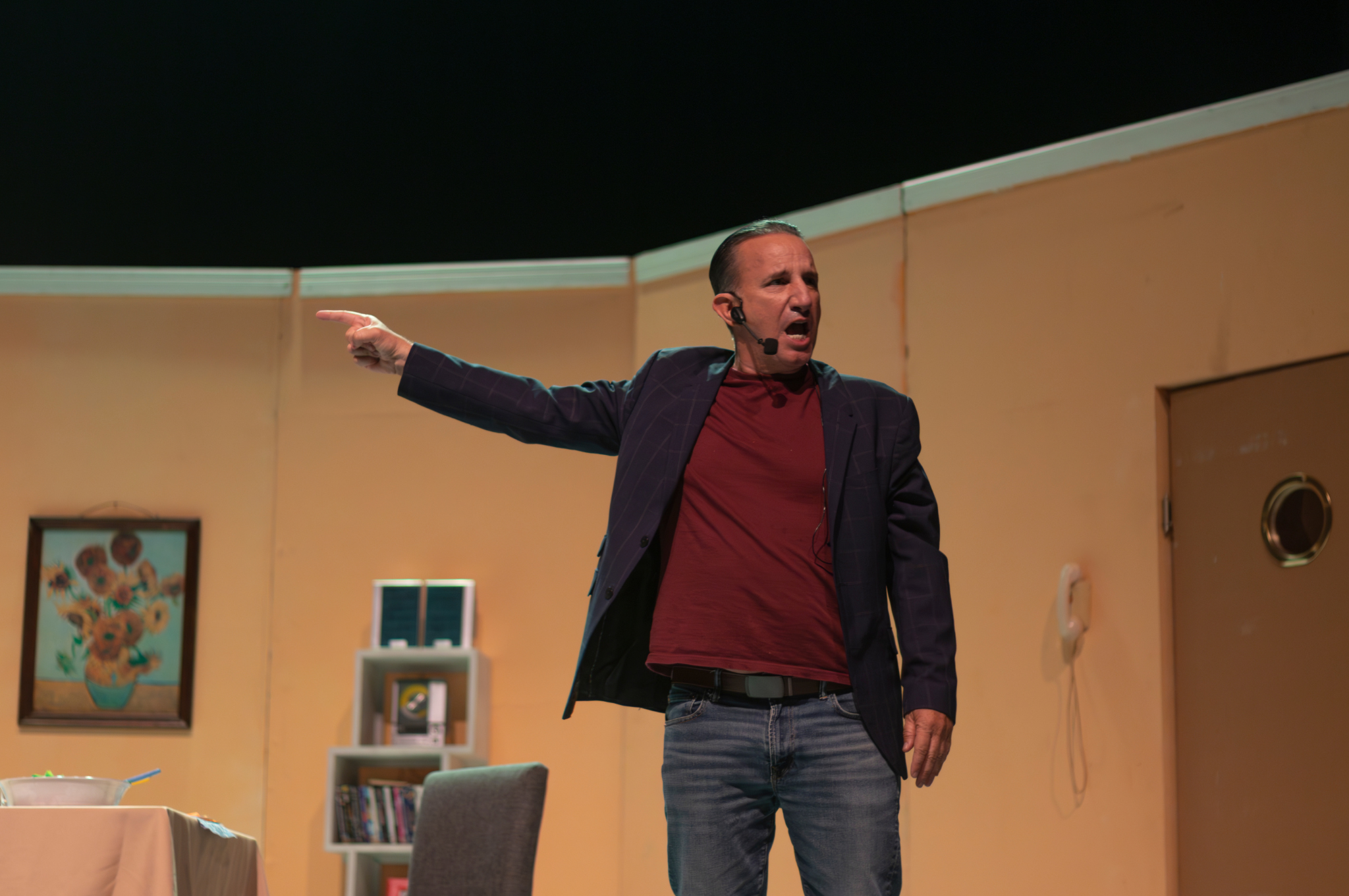 Plutarco Haza regresa a Guadalajara con una comedia que invita a la risa y la reflexión Plutarco Haza regresa a Guadalajara con una comedia que invita a la risa y la reflexión