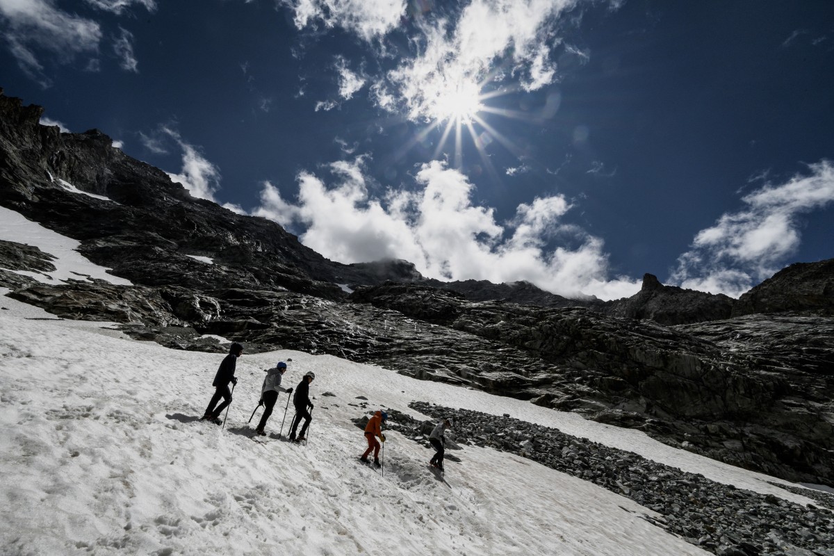 El calor provoca escasez de nieve y de agua en los Alpes franceses