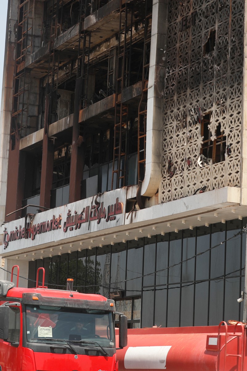 Más de 60 muertos en Irak por un incendio en un centro comercial