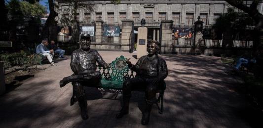 Retiran estatuas de Fidel Castro y el Che Guevara de parque de Ciudad de México