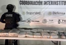 Aseguran narcolaboratorio y confisca casi una tonelada de metanfetamina en Sinaloa