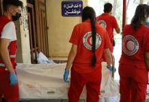 Los médicos de Sueida, en Siria, piden ayuda desde un hospital convertido en una fosa común