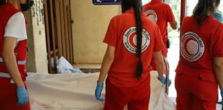 Los médicos de Sueida, en Siria, piden ayuda desde un hospital convertido en una fosa común