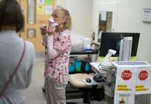 En Canadá, la epidemia de sarampión reaviva las tensiones en torno a las vacunas