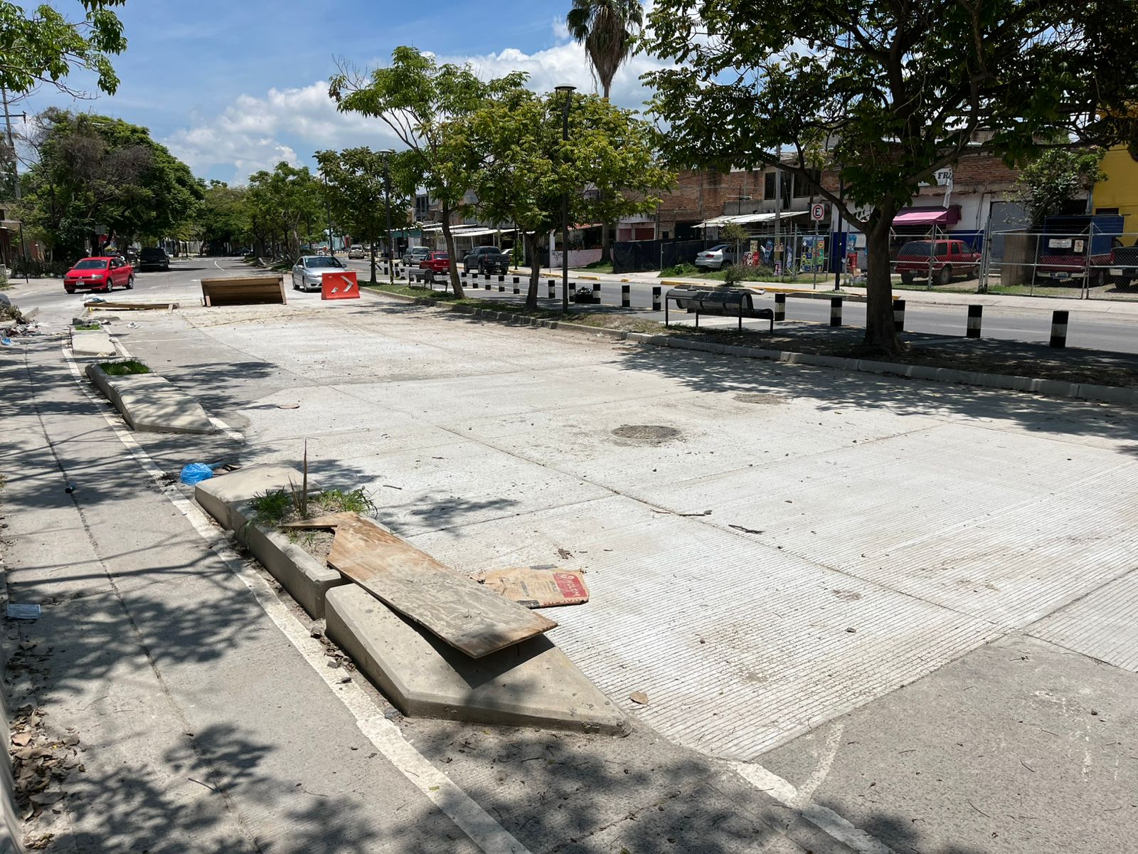 Reparan socavón de Av. Malecón; mantienen tránsito cerrado ante sospecha de nuevos hundimientos Reparan socavón de Av. Malecón; mantienen tránsito cerrado ante sospecha de nuevos hundimientos