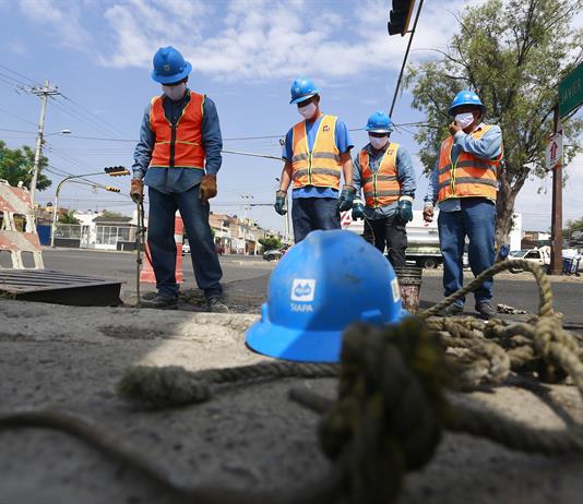 Protección Civil Tlaquepaque detecta riesgo explosivo por descuido en drenajes del SIAPA Protección Civil Tlaquepaque detecta riesgo explosivo por descuido en drenajes del SIAPA